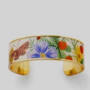 Floral bangle bracelet